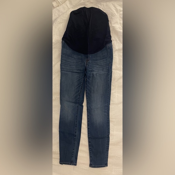 Madewell Maternity Skinny Jean in Medium Wash, size 26, EUC - Picture 3 of 6